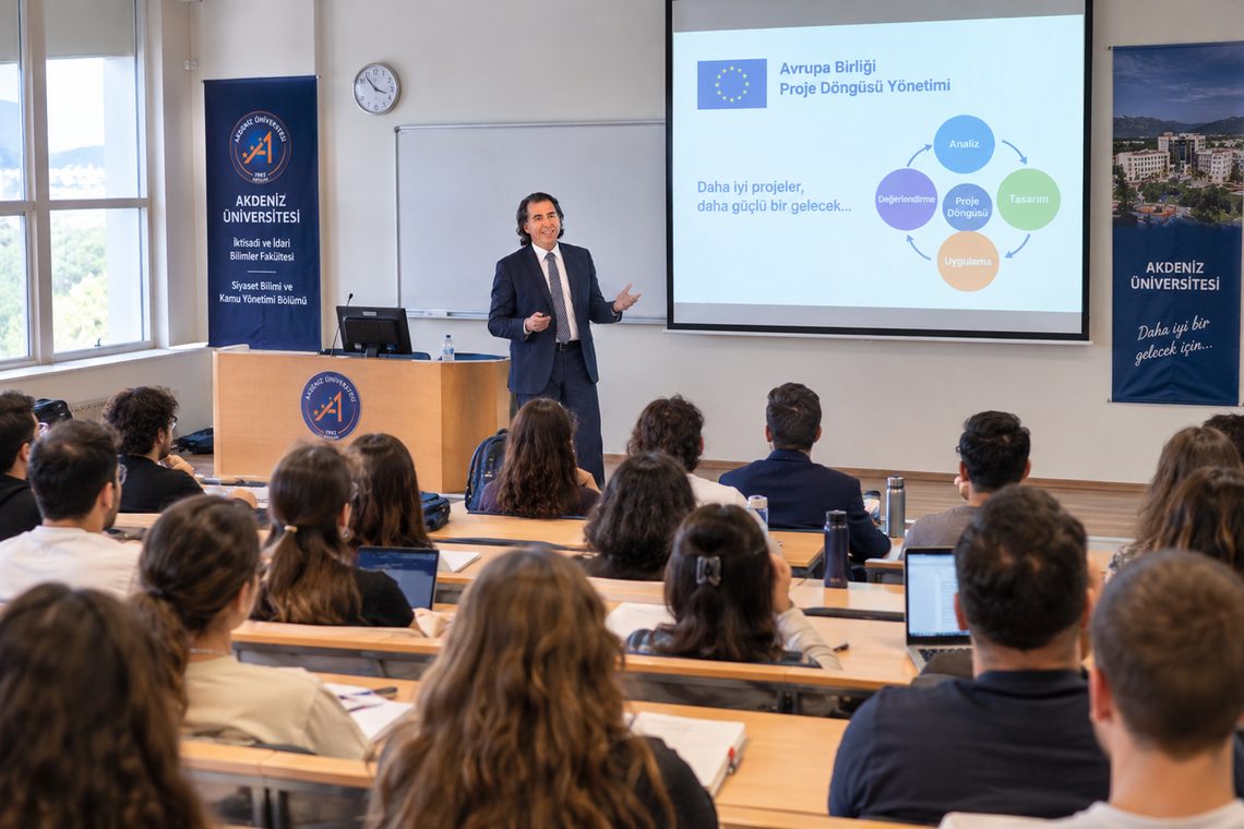 Akdeniz Üniversitesi'nde AB Proje Döngüsü Yönetimi Dersimiz Başlıyor